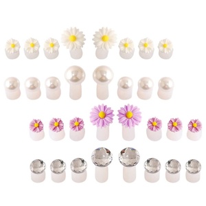 image:image32pcs Nail Polish Toe Stretcher Toe Separators Silicone Nail Art Finger Separators Toe Stretcher Manicure Pedicure Tools For Toes Finger Relaxing Cartoon Toe Separator Holding Finger SeparatorsColor